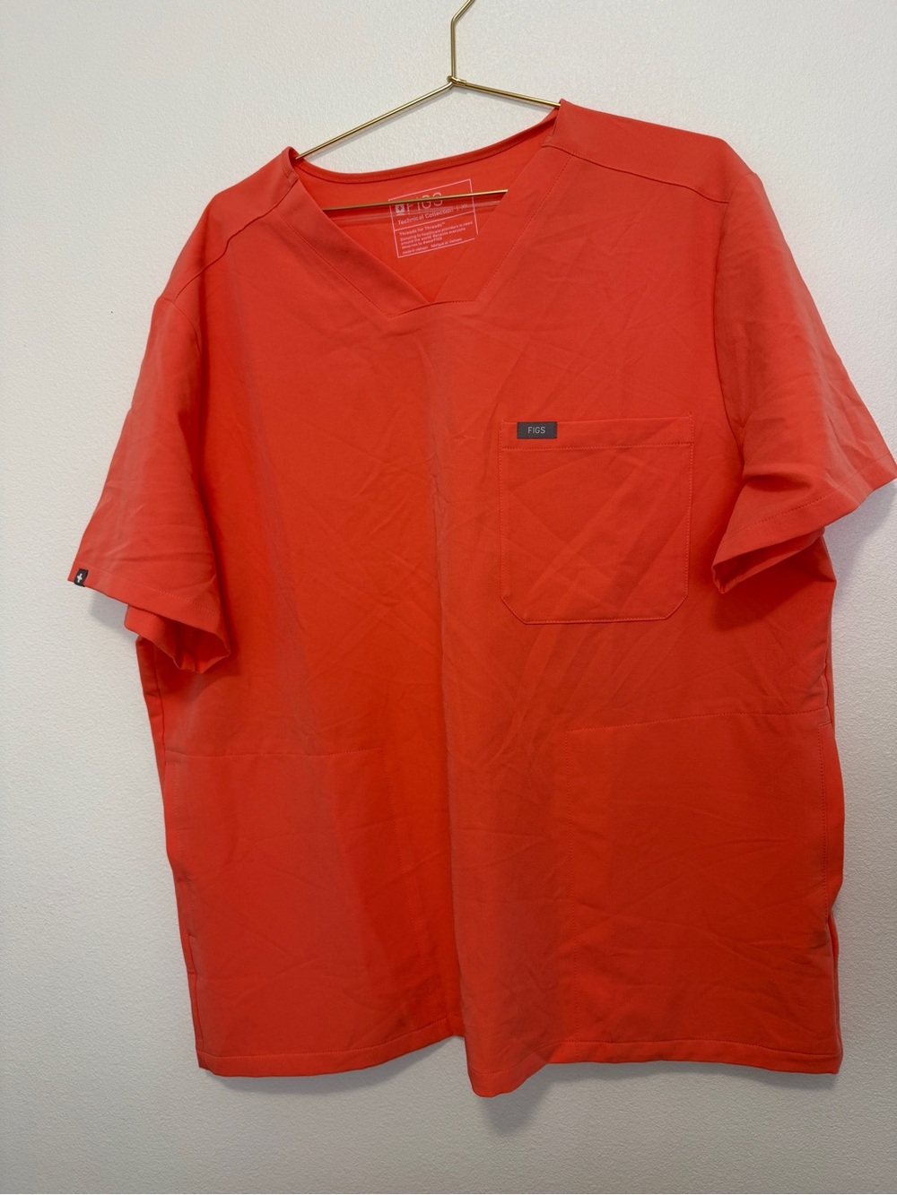Figs Men’s Chisec in Coral Red